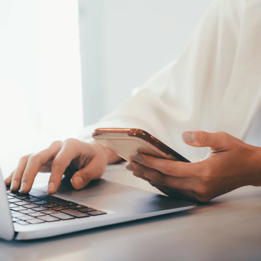 A picture of someone scrolling through a site.